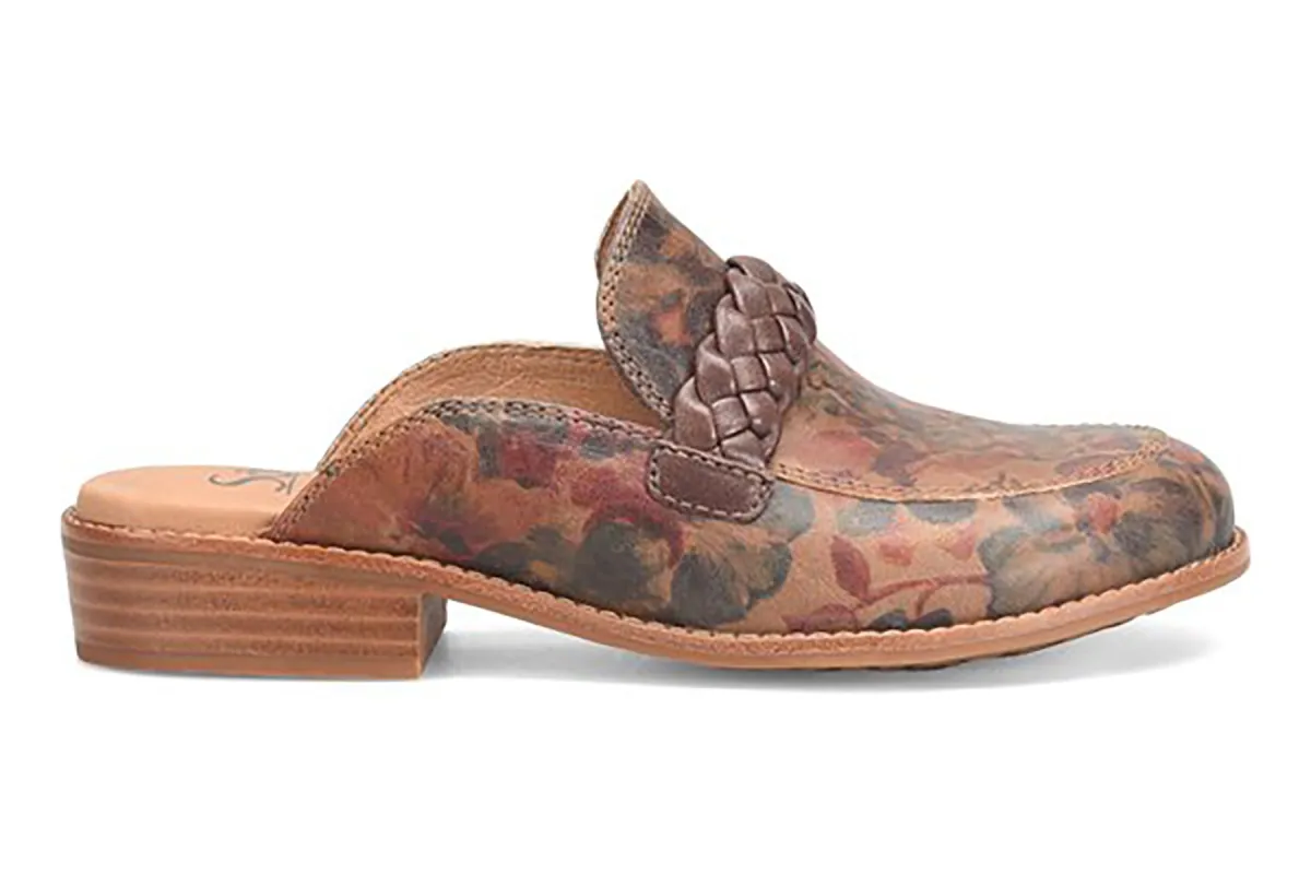 Nels sold by The Walking Company