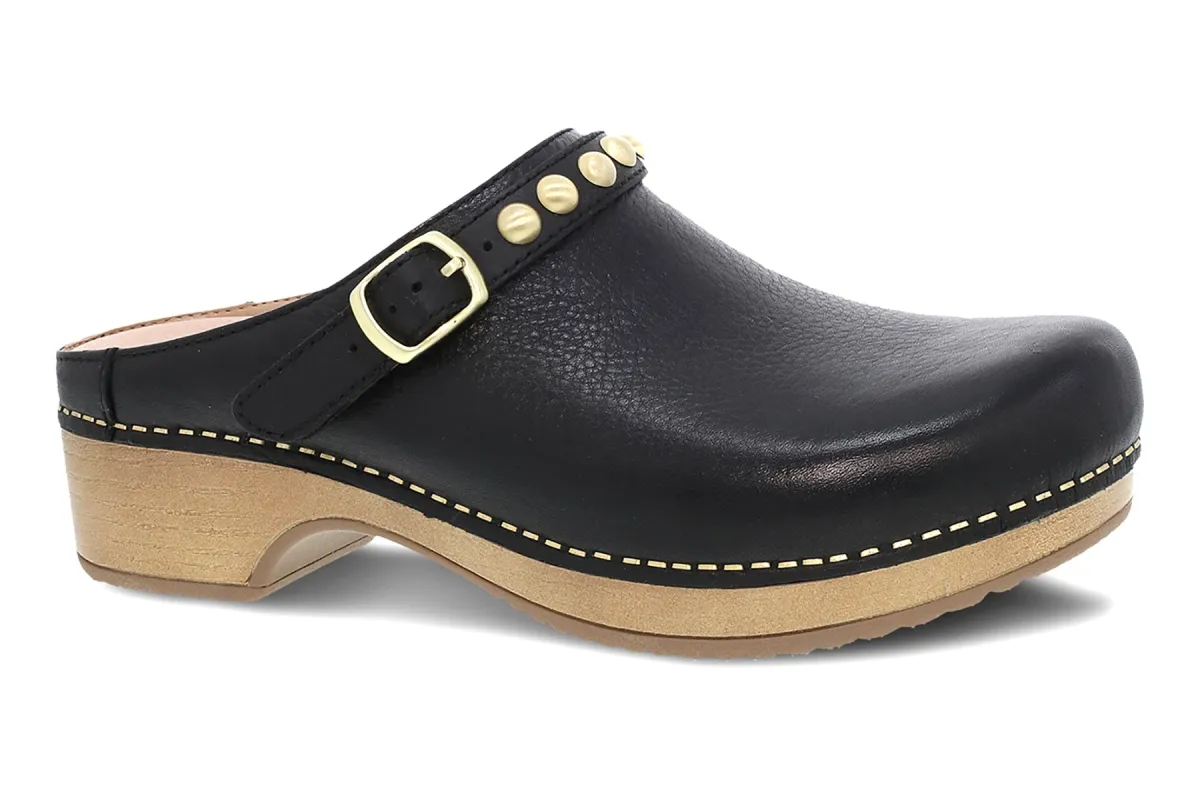 Britton sold by The Walking Company