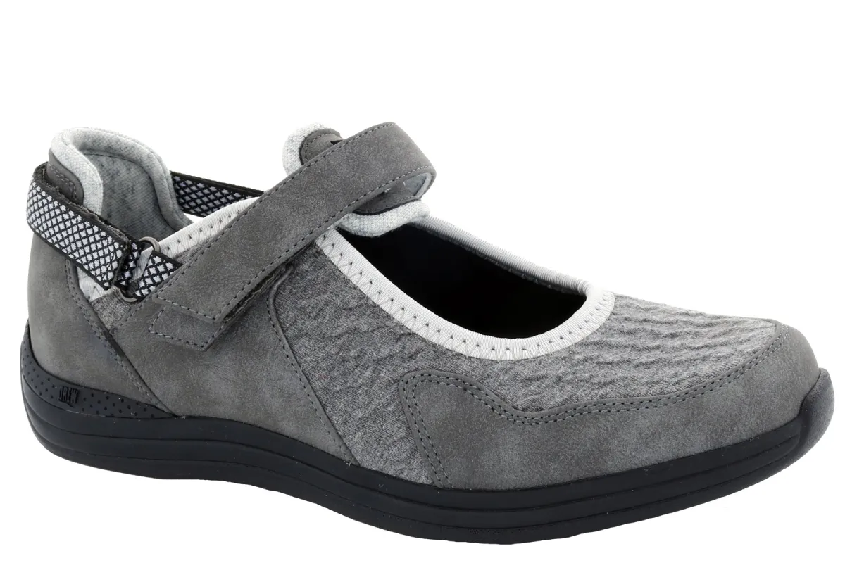 Buttercup sold by The Walking Company