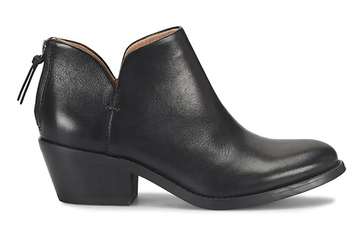 Angelica sold by The Walking Company