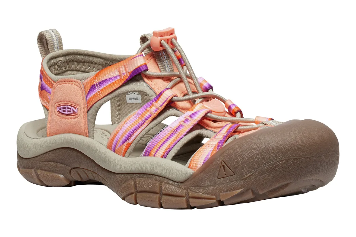 Newport H2 sold by The Walking Company