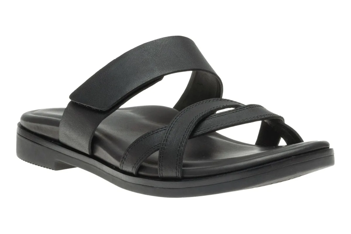 Kyla sold by The Walking Company