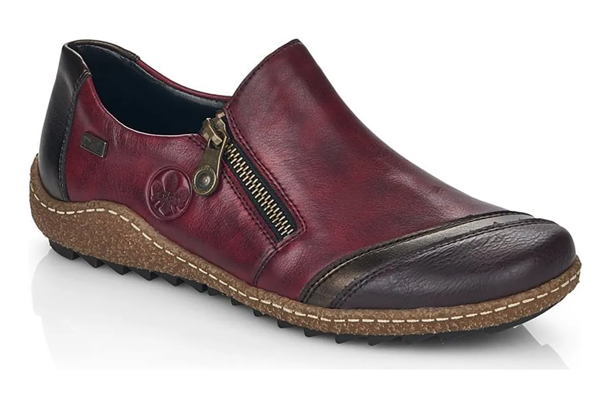 Liv 71 sold by The Walking Company