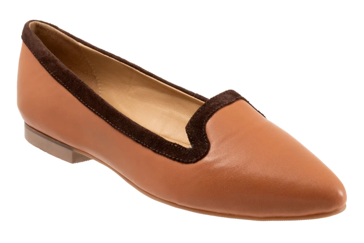 Hannah sold by The Walking Company