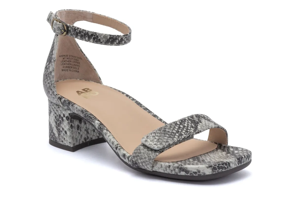 Avenue Strap Metatarsal sold by The Walking Company