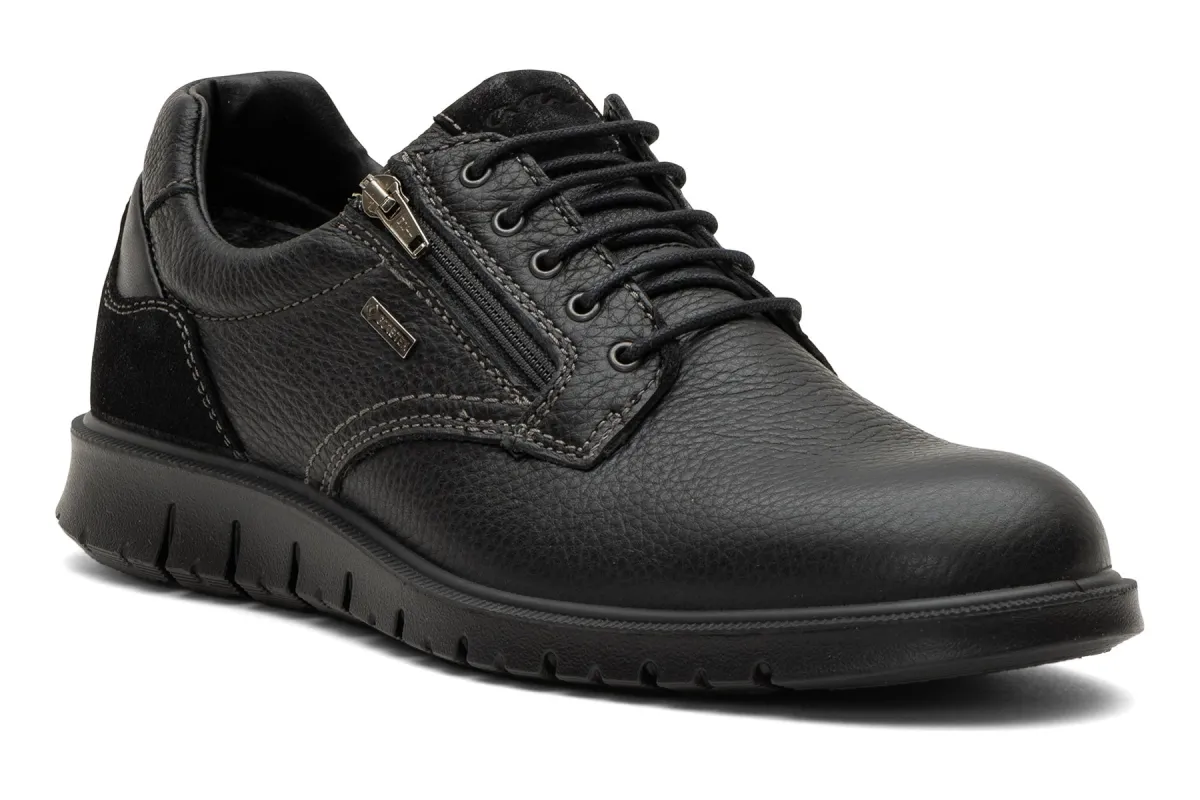 Lowell sold by The Walking Company