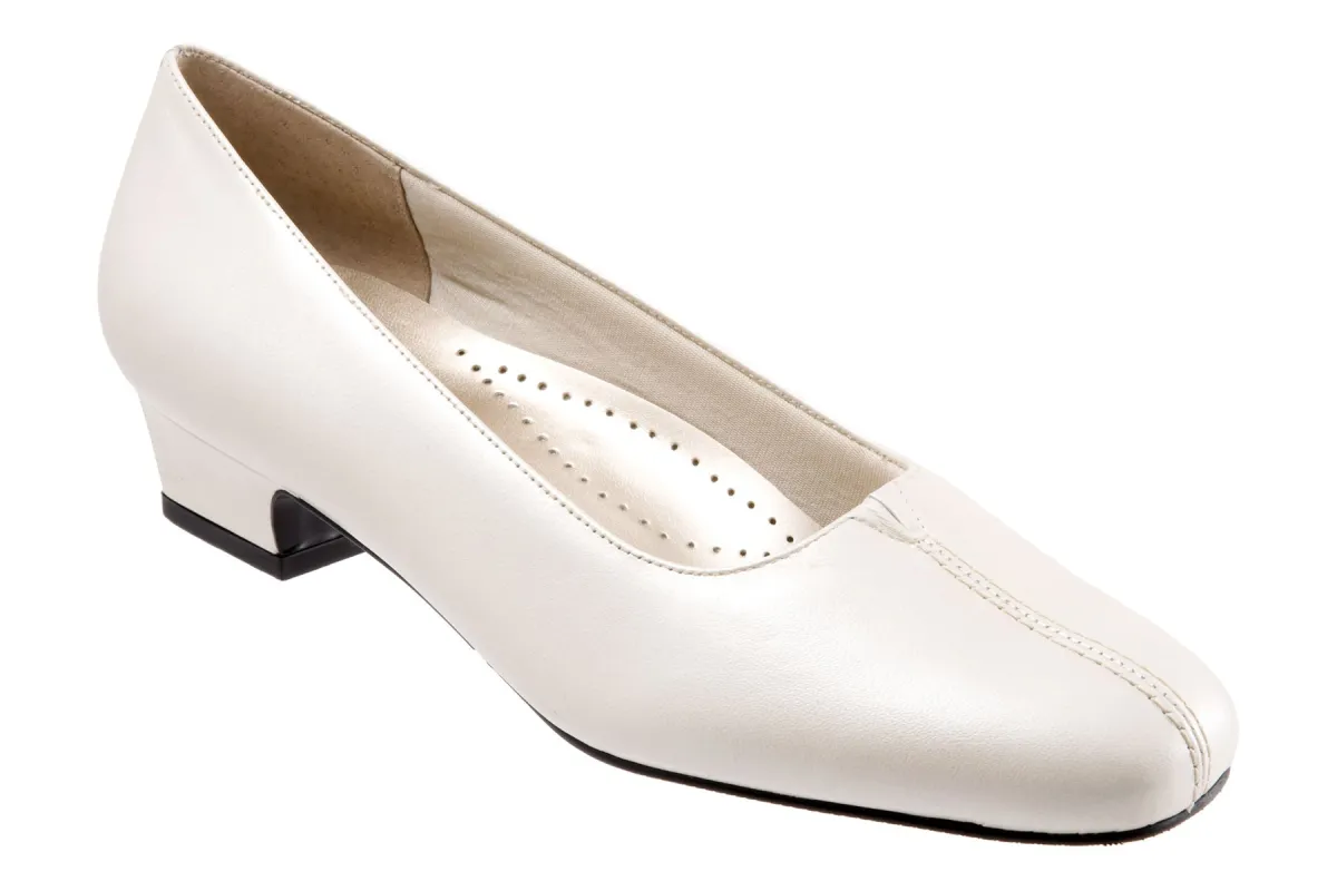 Doris sold by The Walking Company