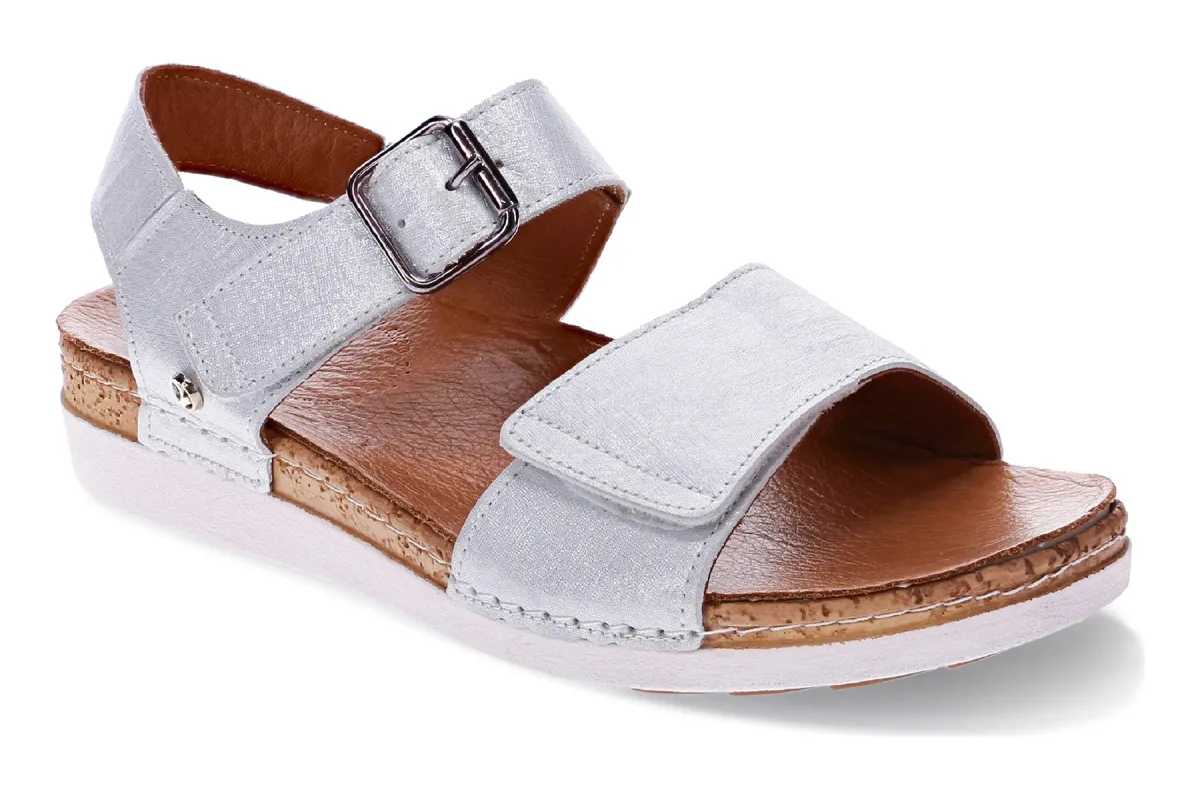 Georgia sold by The Walking Company