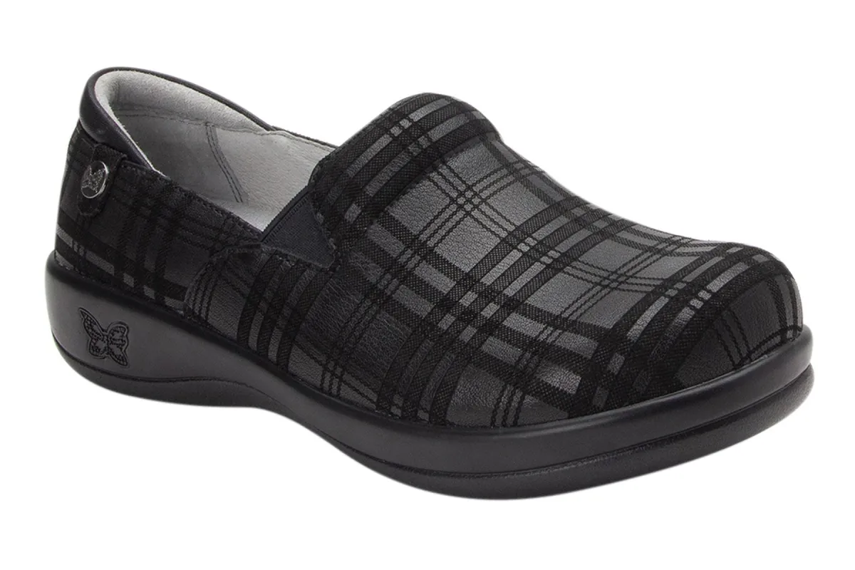 Keli sold by The Walking Company