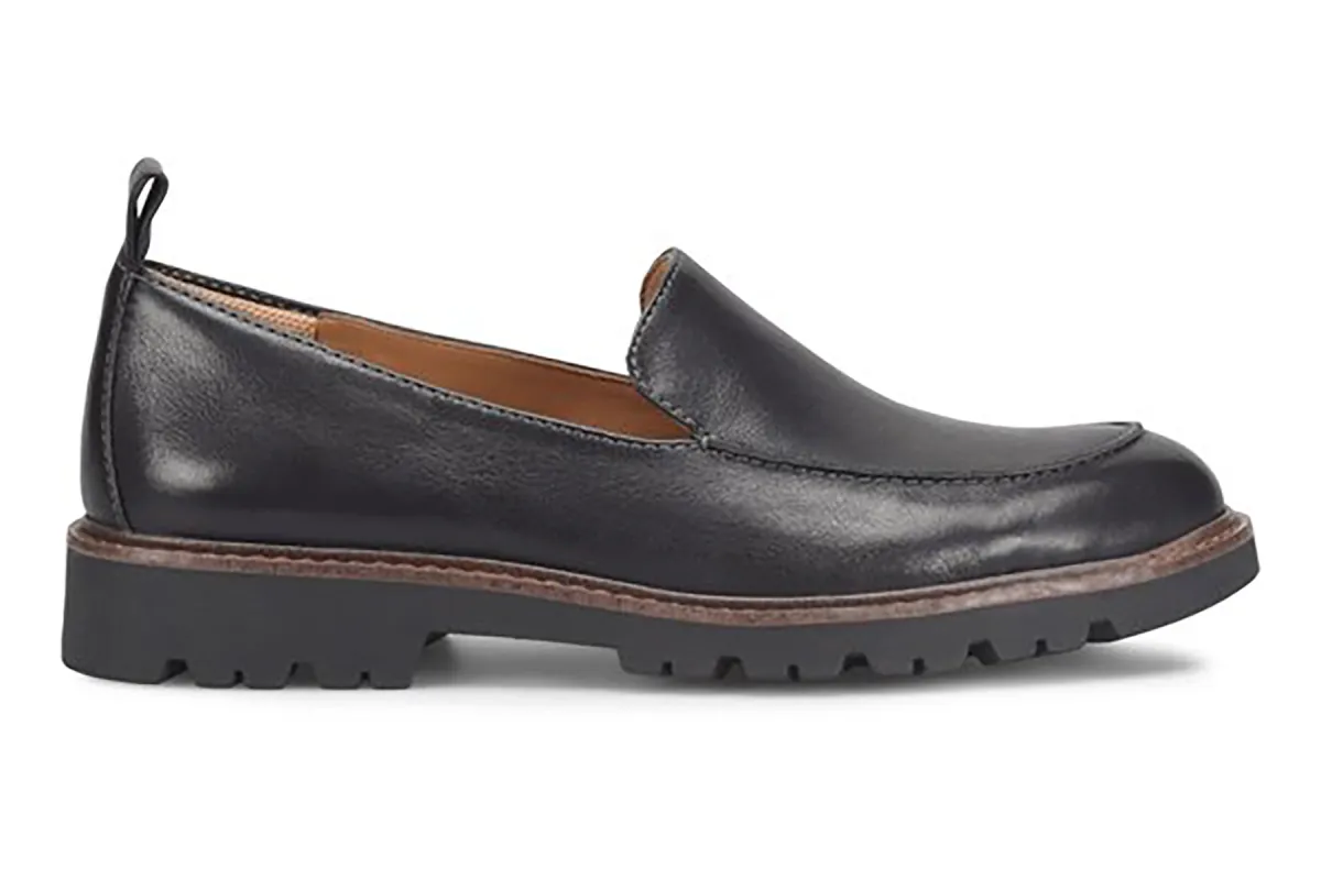 Lindee sold by The Walking Company