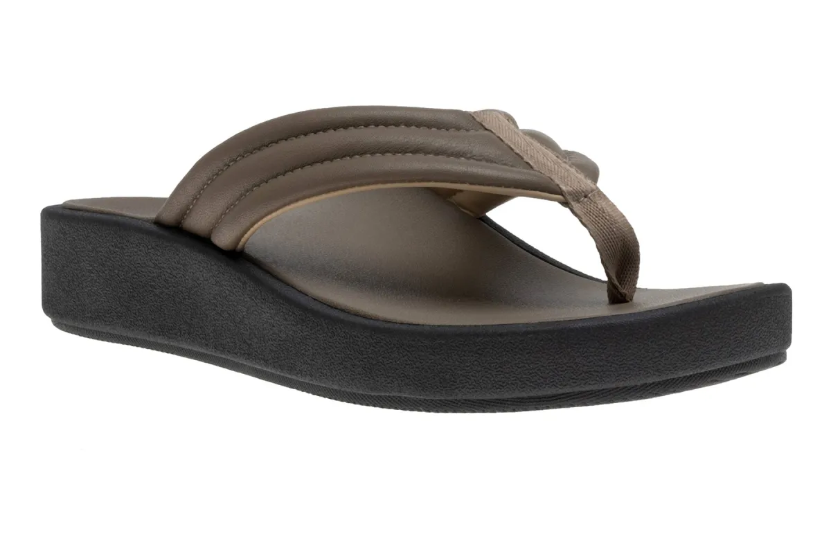Paseo Thong Sandal sold by The Walking Company