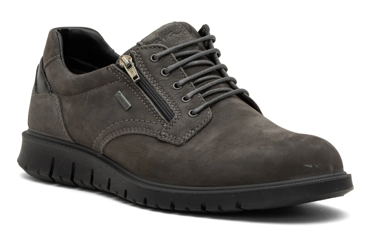 Lowell sold by The Walking Company