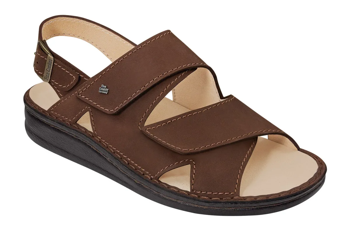 Toro sold by The Walking Company