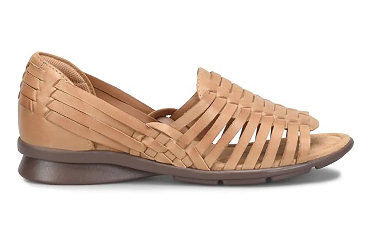 Putnam sold by The Walking Company