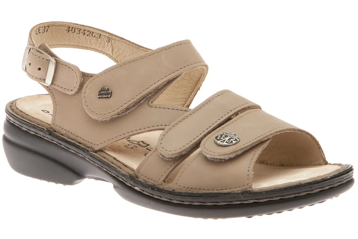 Gomera sold by The Walking Company