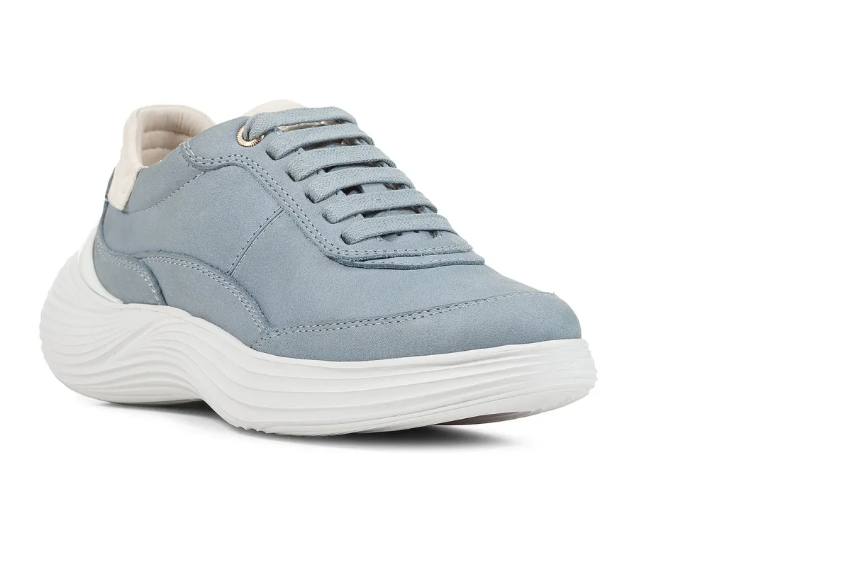 Fluctis sold by The Walking Company