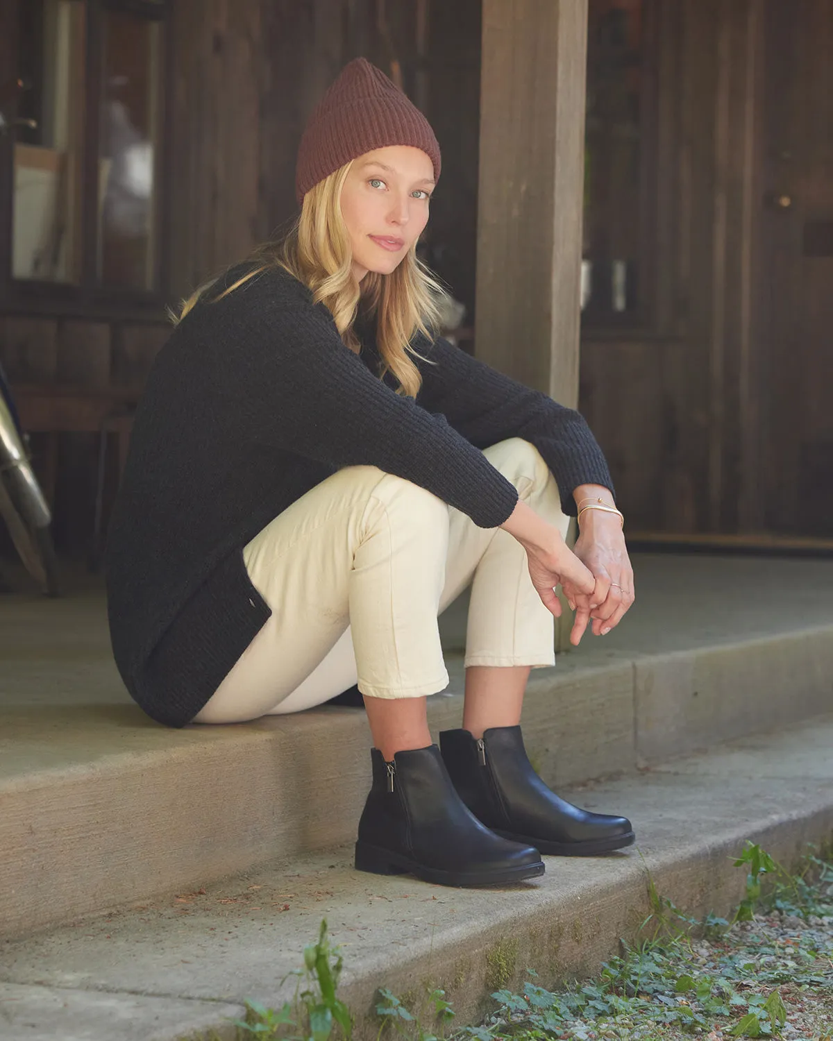 Compass Zip Metatarsal sold by The Walking Company product image thumbnail 3