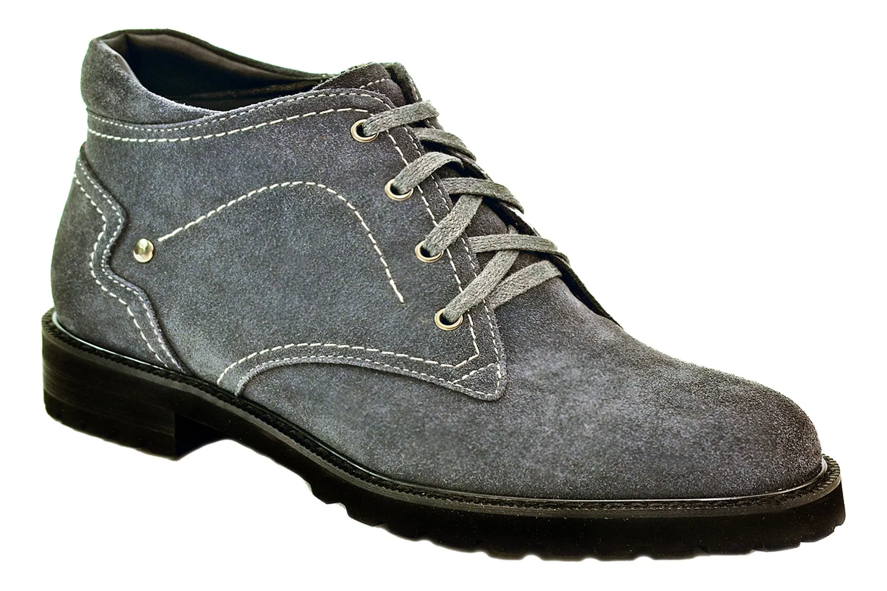 Dee sold by The Walking Company