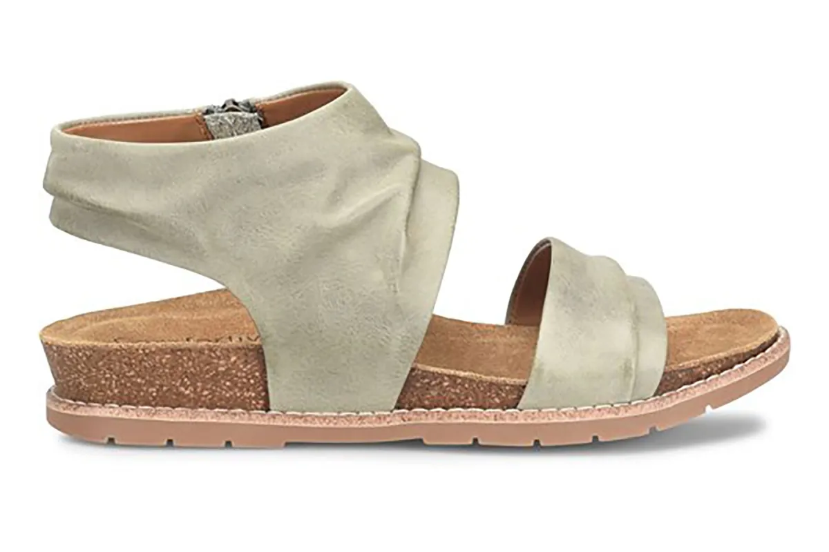 Gale sold by The Walking Company