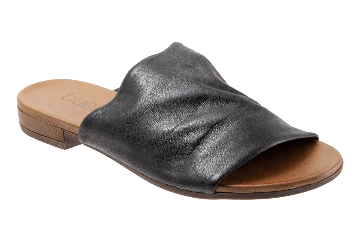 Turner sold by The Walking Company