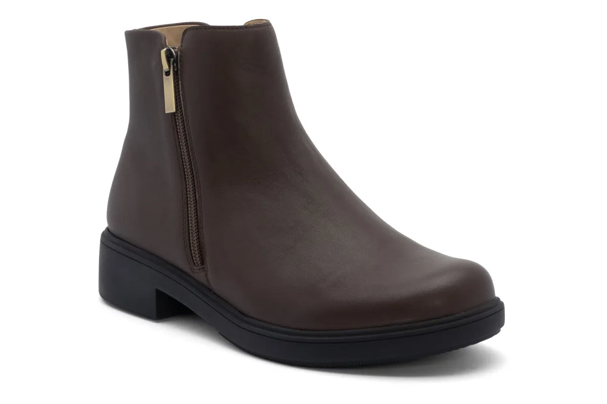 Compass Zip Metatarsal sold by The Walking Company