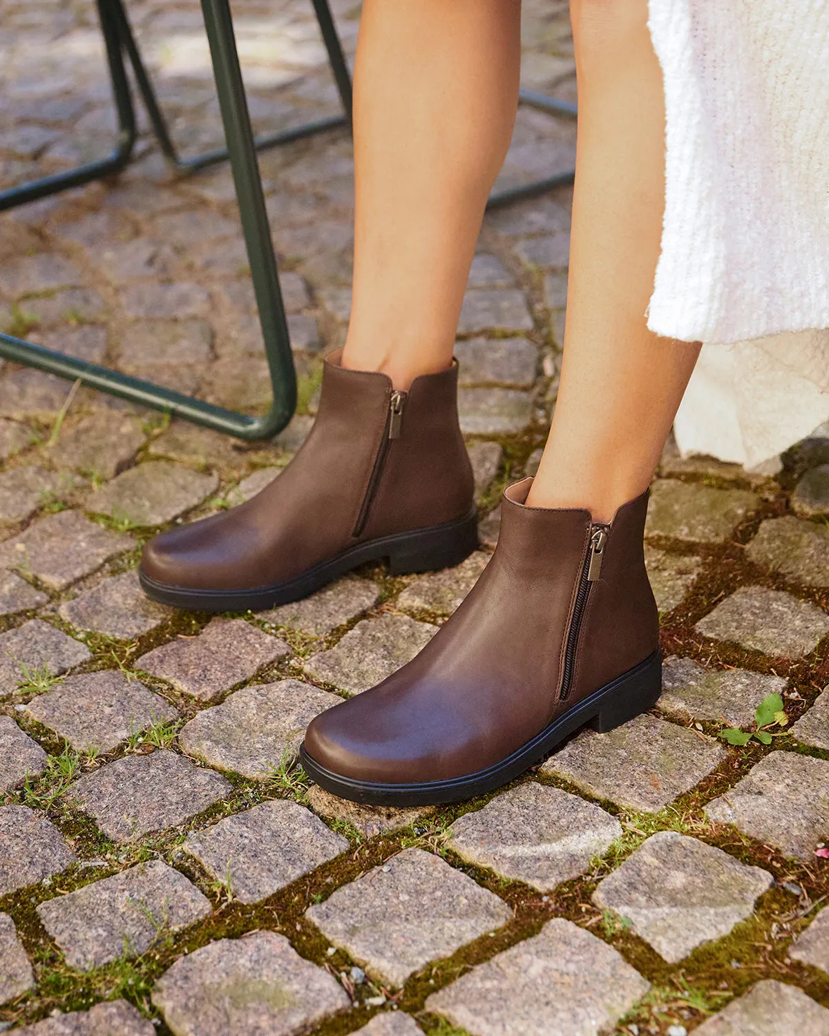 Compass Zip Metatarsal sold by The Walking Company product image thumbnail 3