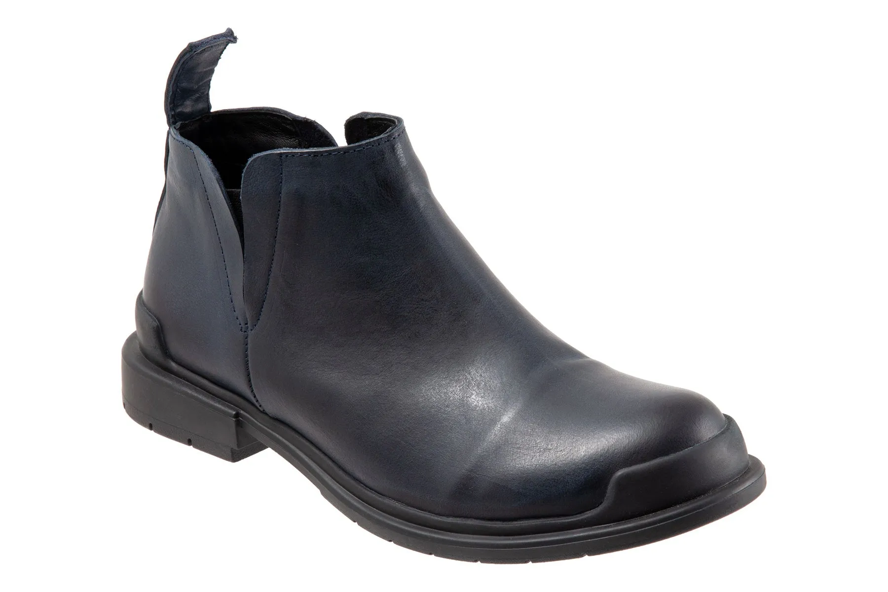 Elise sold by The Walking Company