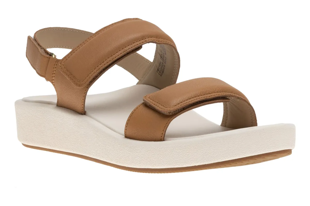 Paseo Sandal Metatarsal made by The Walking Company