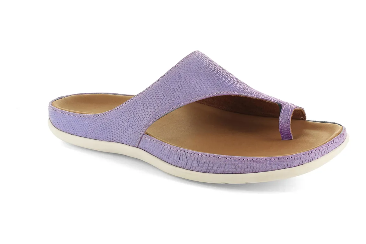 Capri II sold by The Walking Company