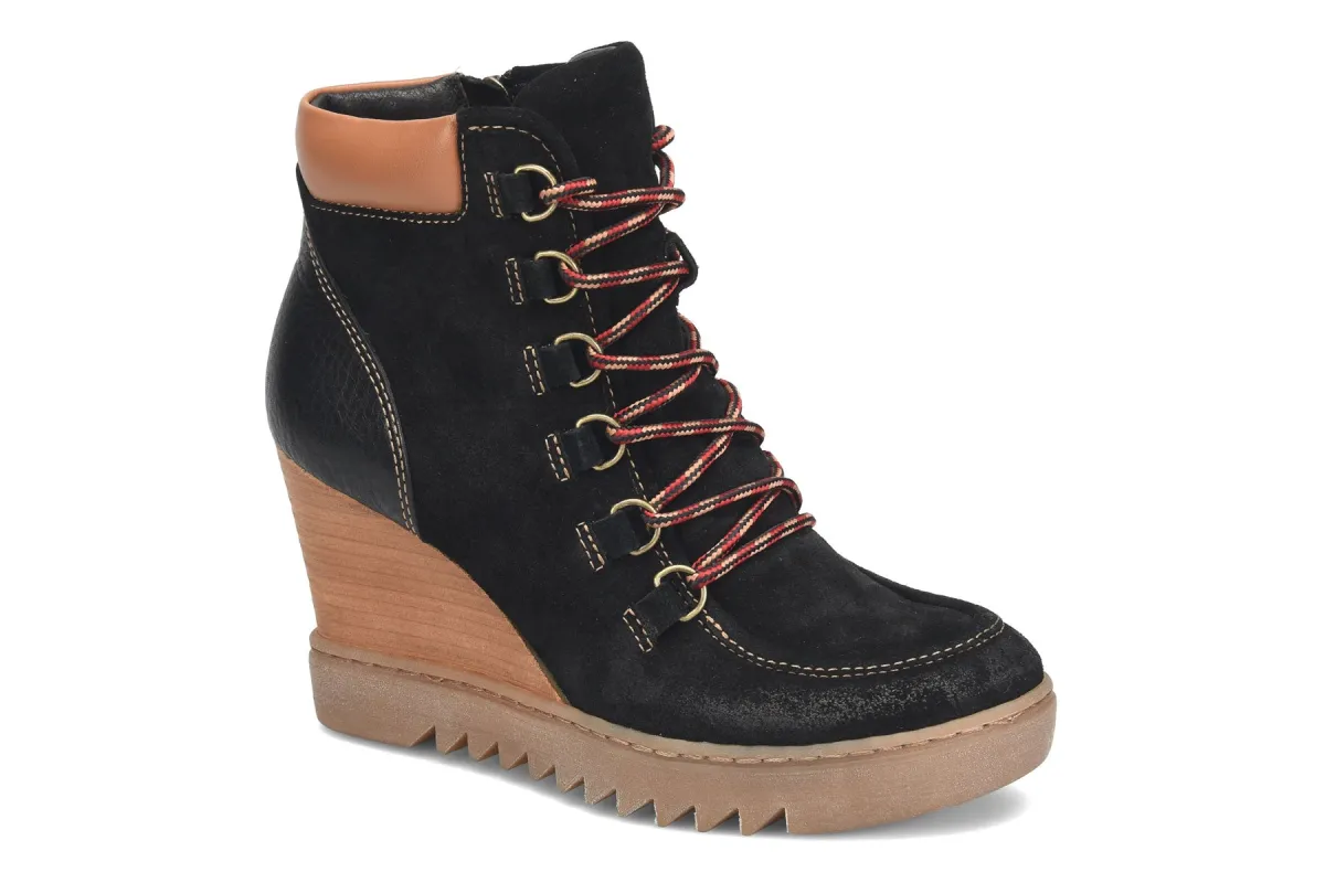 Underlyn sold by The Walking Company