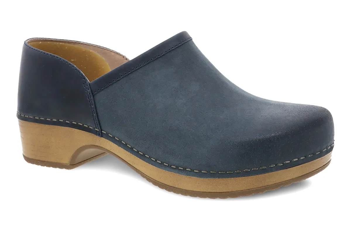 Brenna sold by The Walking Company