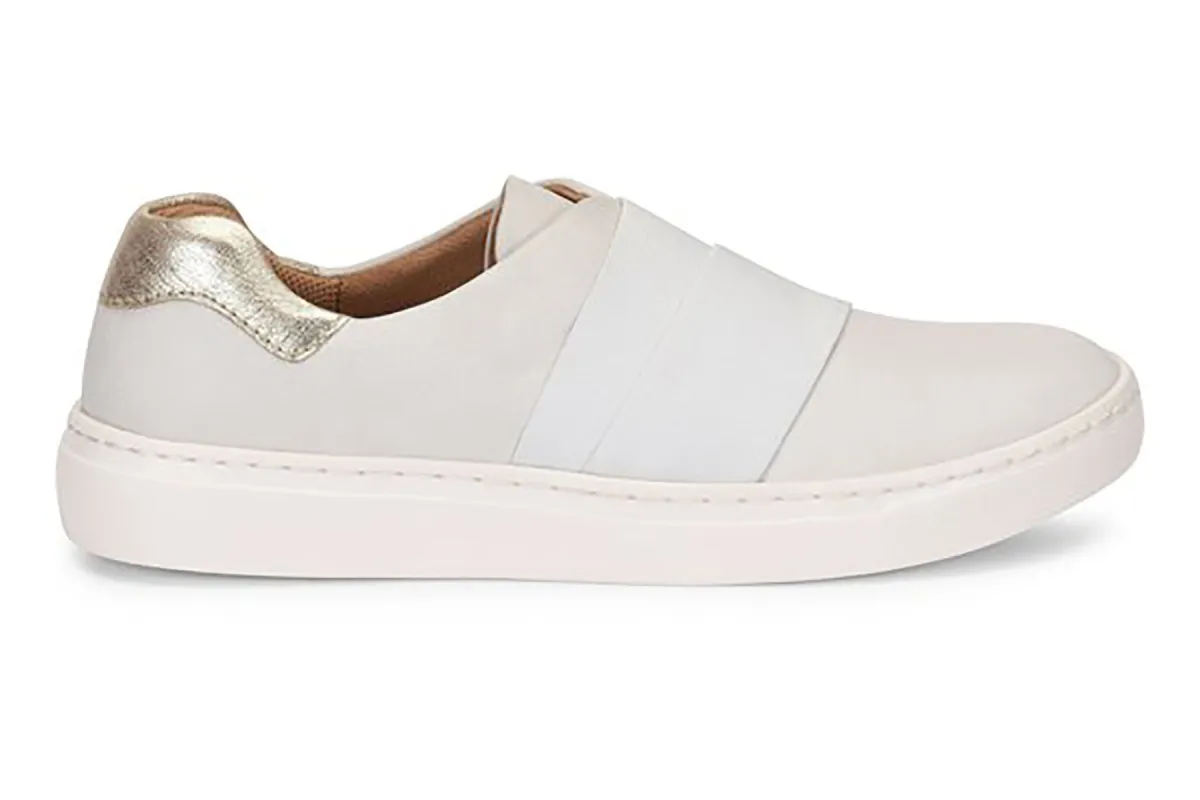 Tamyra sold by The Walking Company