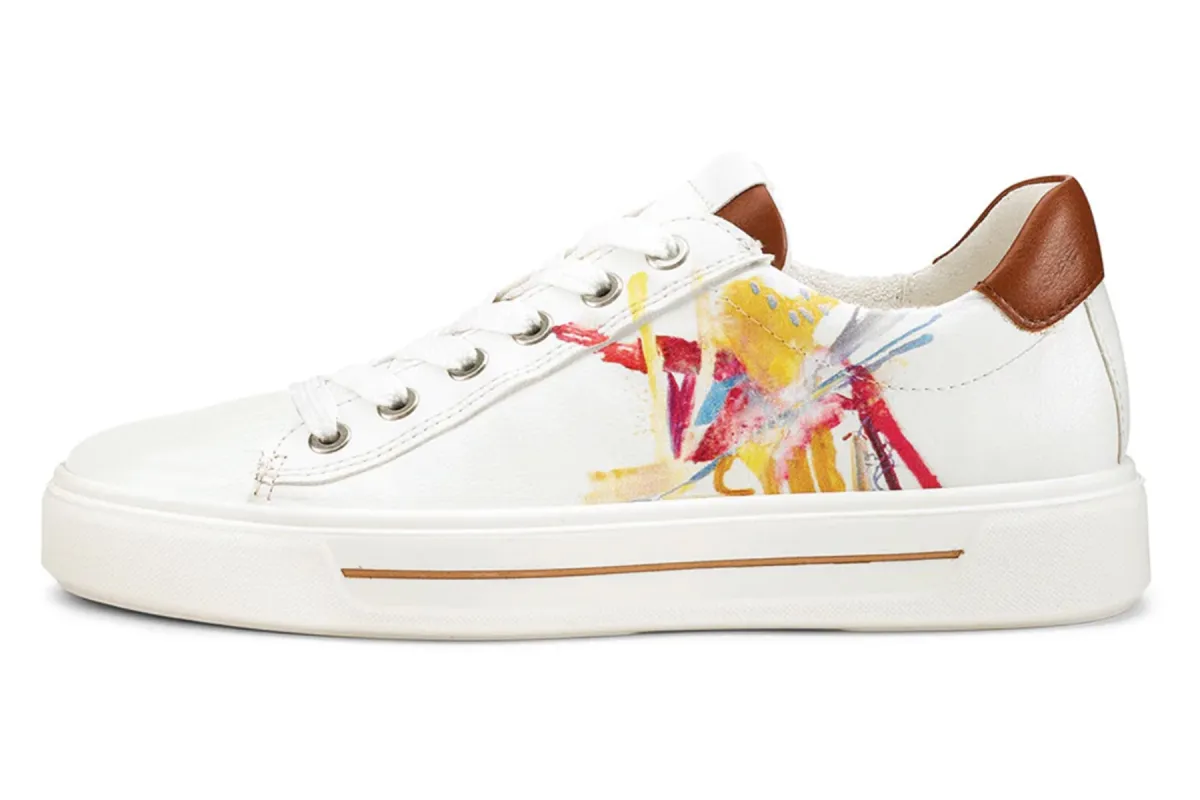 Camden sold by The Walking Company