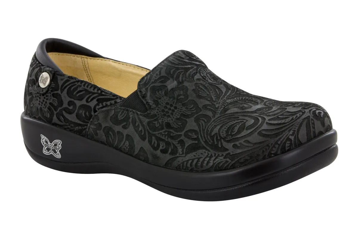 Keli sold by The Walking Company