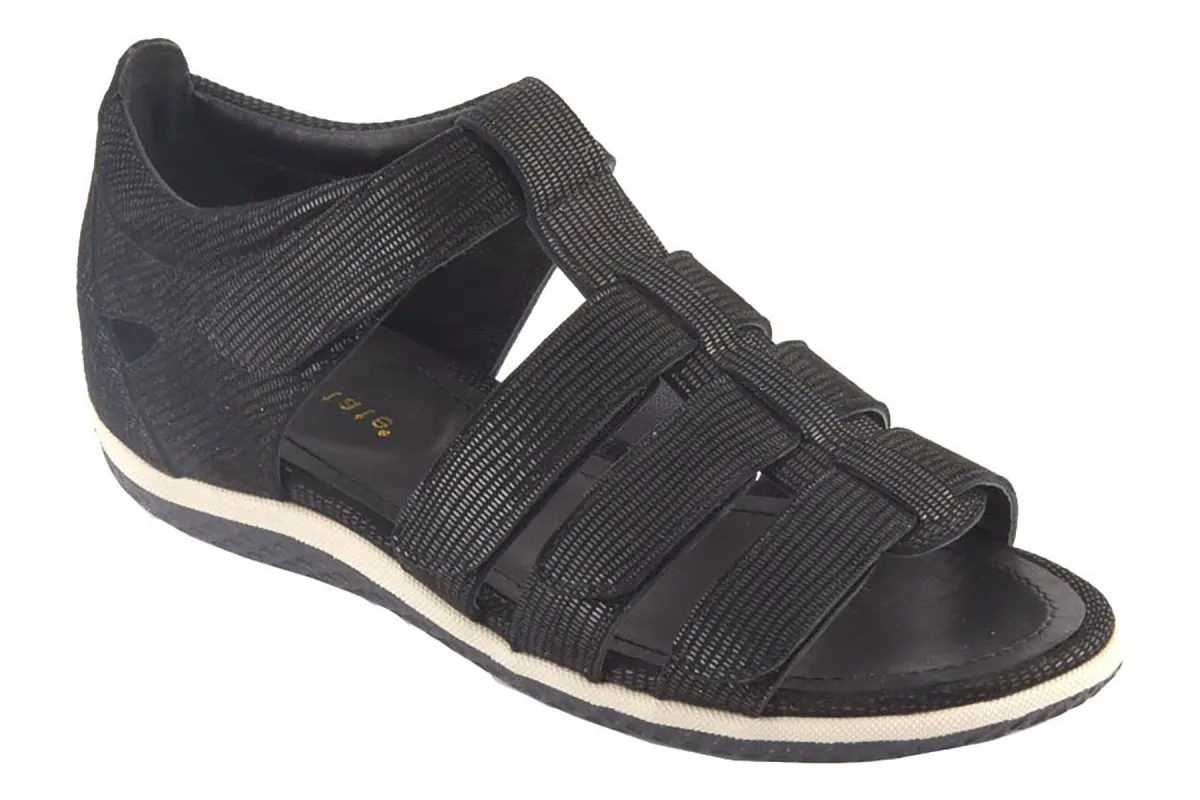 Shala sold by The Walking Company