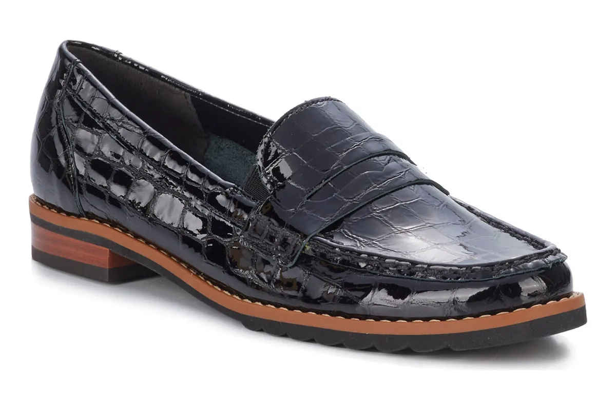 Winnie Ii made by Ros Hommerson