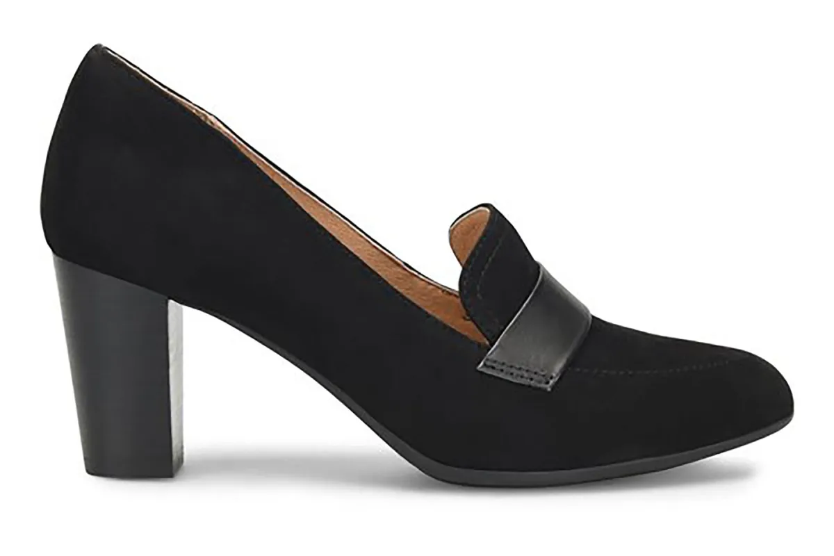 Parkdale sold by The Walking Company