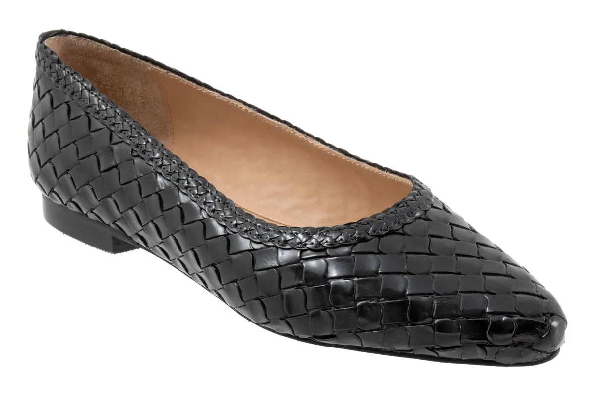 Emmie sold by The Walking Company