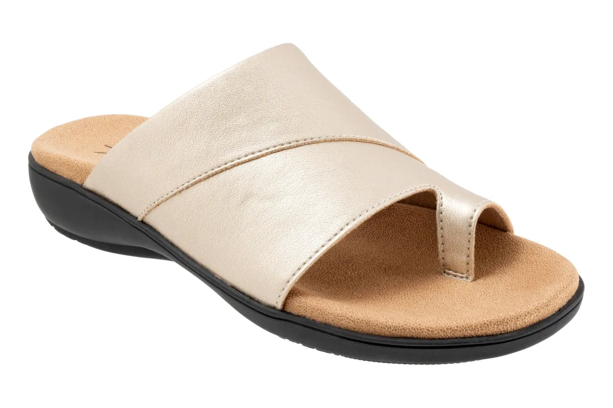 Regina sold by The Walking Company