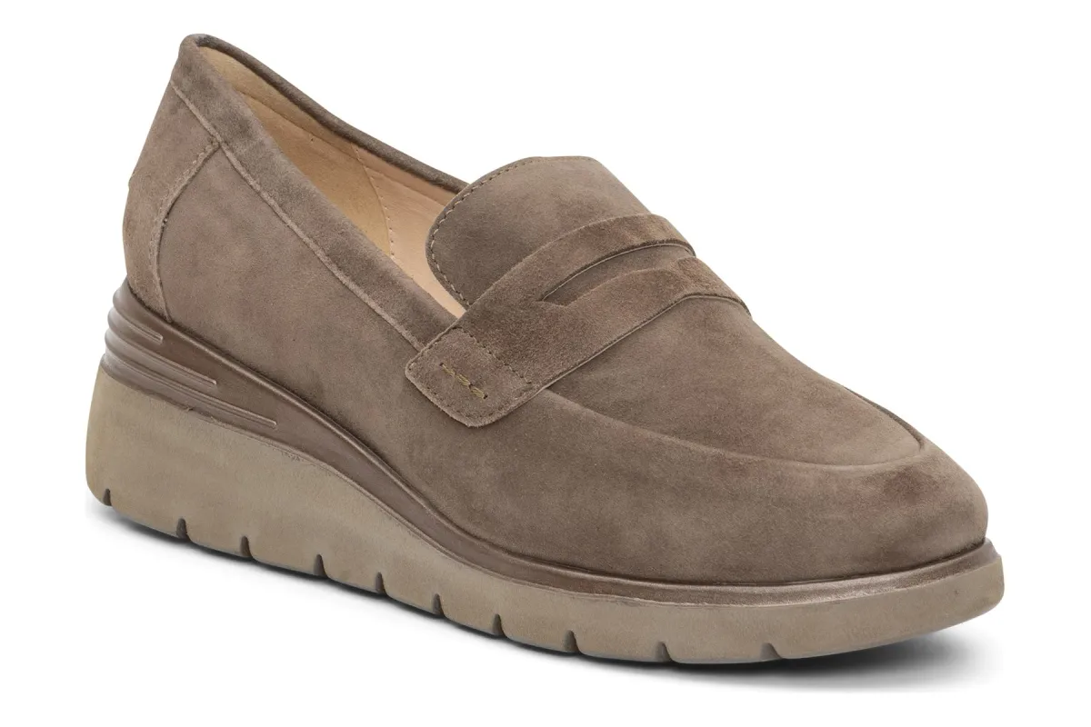 Blair sold by The Walking Company