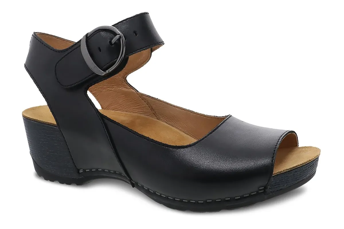 Tiana sold by The Walking Company