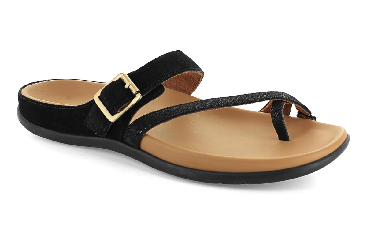 Nusa II sold by The Walking Company