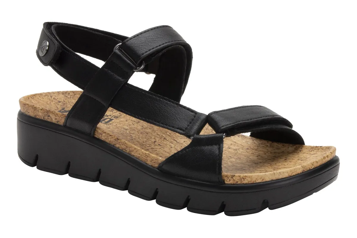 Henna sold by The Walking Company