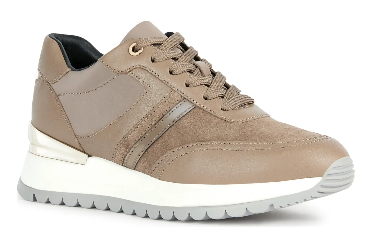 Desya sold by The Walking Company