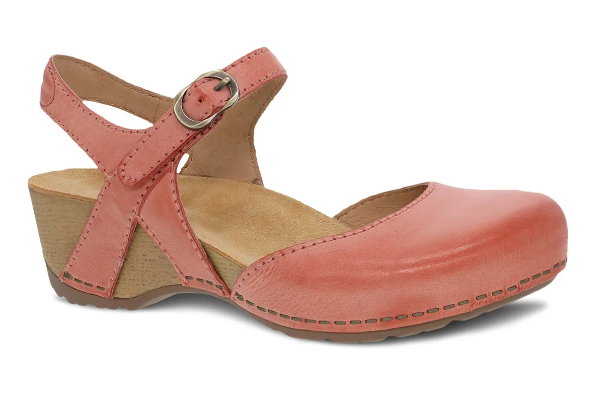 Tiffani made by Dansko