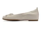 Cadence Bow sold by The Walking Company