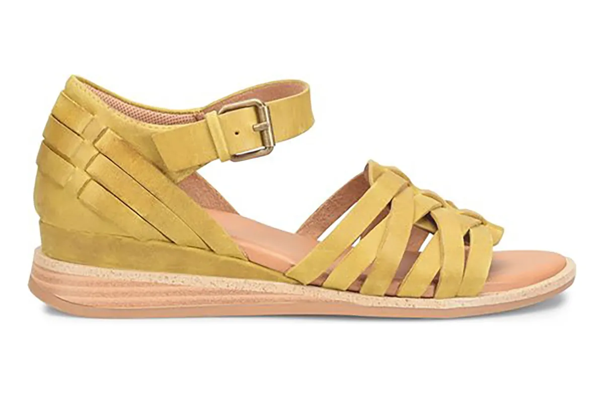 Marina sold by The Walking Company