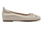 Cadence Bow sold by The Walking Company