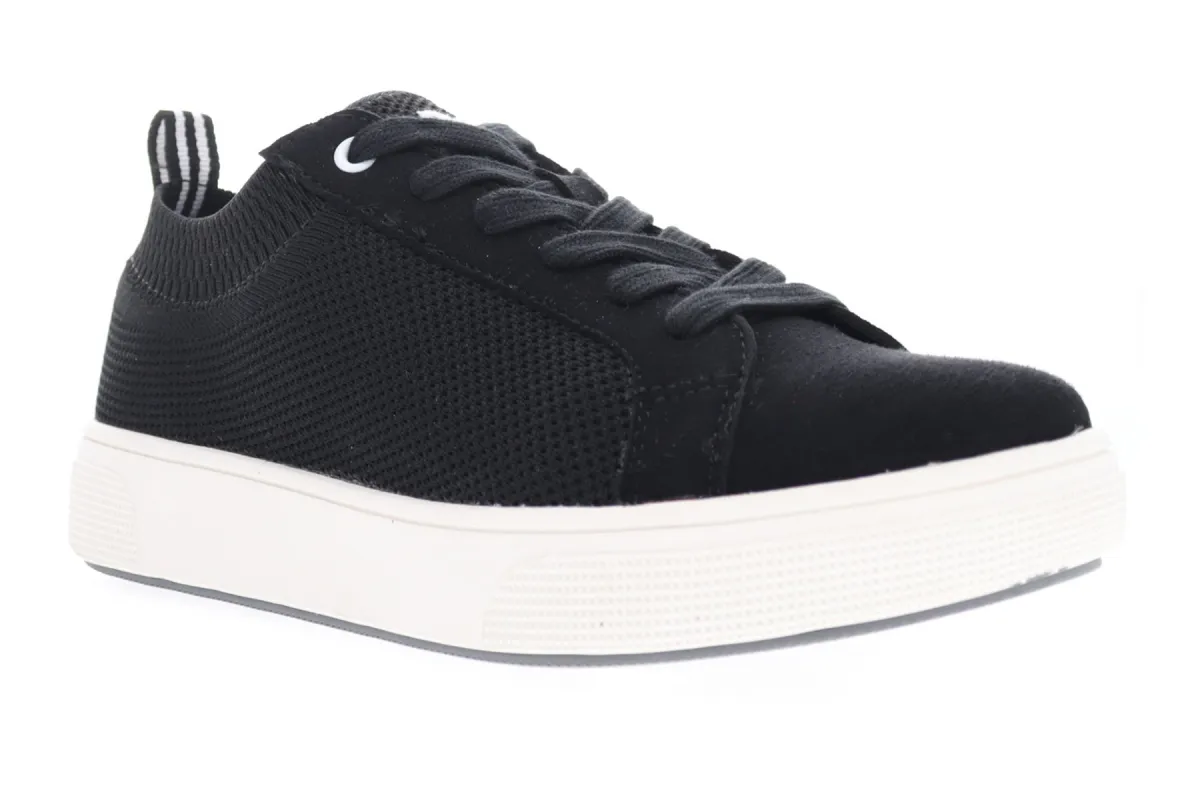 Kenna made by The Walking Company