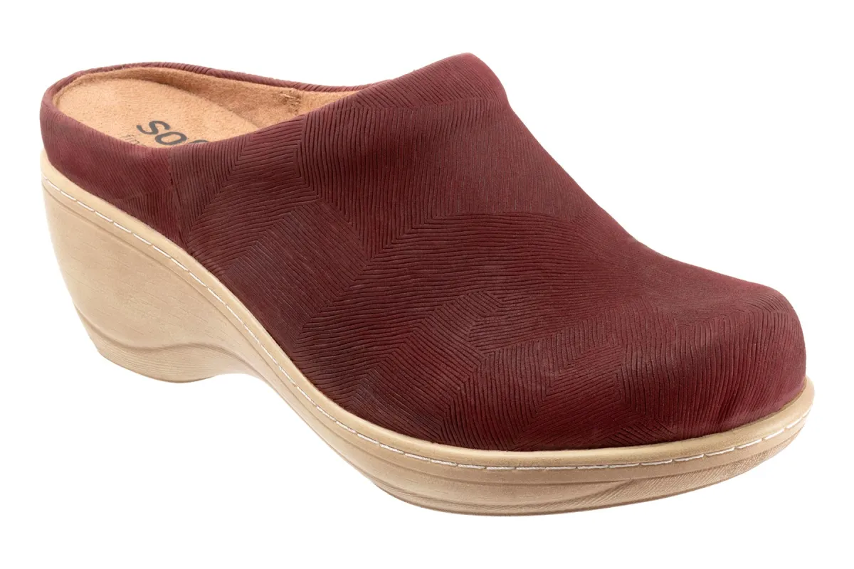 Madison sold by The Walking Company